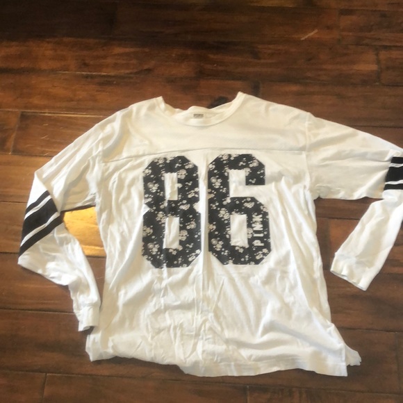 Tops - Pink long sleeve jersey like shirt